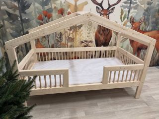 Naše oblíbená Mavies se vstupem uprostřed 🌞 Na fotce můžete vidět postýlku Mavies se vstupem uprostřed a klasickou výškou...